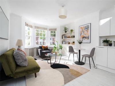 2 bedroom property for sale in Upper Street, LONDON, N1