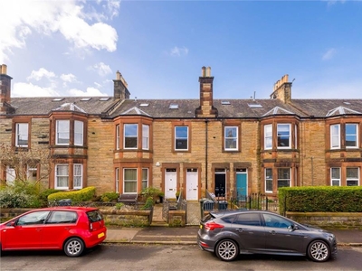 3 bed double upper flat for sale in Balgreen