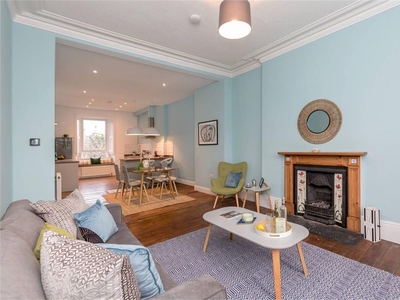 3 bed duplex for sale in Leith
