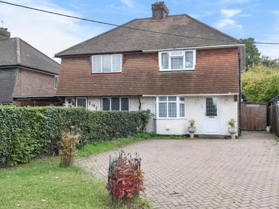 3 Bed House For Sale in Chesham, Buckinghamshire, HP5 - 5393549