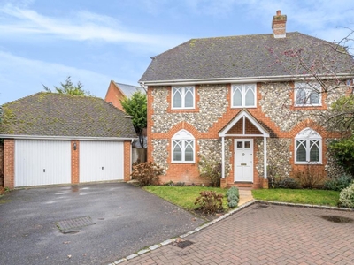 3 Bed House To Rent in Ascot, Berkshire, SL5 - 685