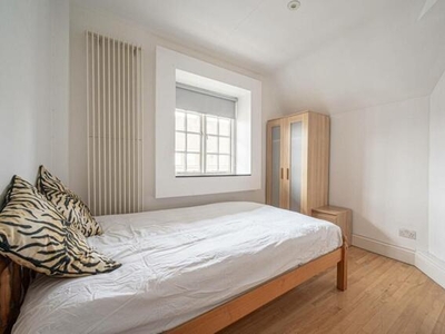3 Bedroom Apartment Barnet London