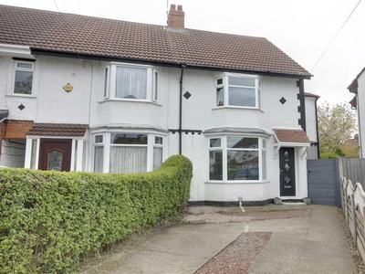 3 bedroom end of terrace house for sale in The Paddock, Hull, HU4