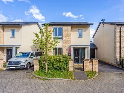 3 bedroom property for sale in Hopton Way, Lansdown, BA1