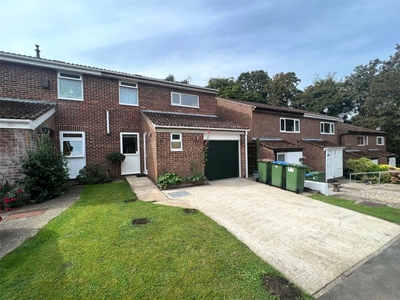 3 bedroom semi-detached house for sale in Grafton Gardens, Southampton, Hampshire, SO16