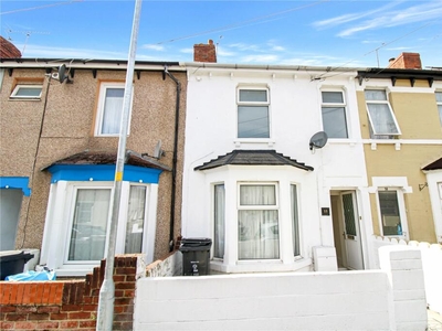 3 bedroom terraced house for sale in Florence Street, Gorse Hill, Swindon, SN2