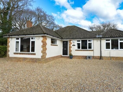 4 Bedroom Bungalow Lymington Hampshire