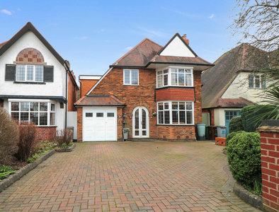 4 bedroom detached house for sale in Heaton Road, Solihull, B91