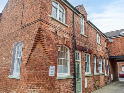 4 bedroom end of terrace house for sale in Ambrose Street, Fulford, York, YO10