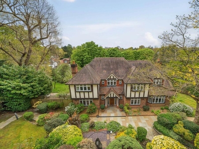 5 bedroom detached house for sale in Abbey Gardens, Chislehurst, Kent, BR7