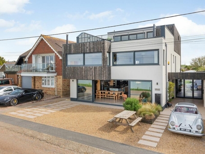 5 bedroom house for sale in Preston Parade, Whitstable, CT5