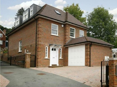 5 Bedroom House Kingston Upon Thames Great London