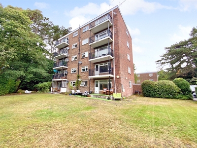 Ancrum Lodge, 54-56 Western Road, Poole, BH13 2 bedroom flat/apartment in 54-56 Western Road