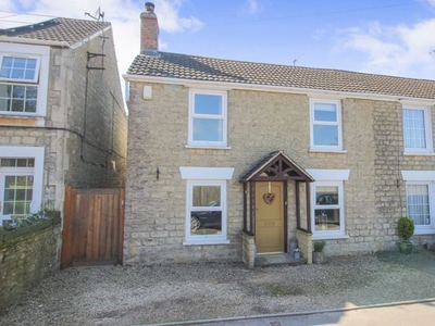 Cottage to rent in The Hyde, Purton, Swindon SN5