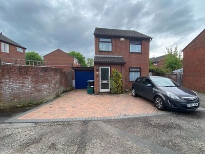 Detached house to rent in Buckingham Drive, Stoke Gifford, Bristol BS34
