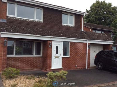 Detached house to rent in Woodfield Heights, Wolverhampton WV6