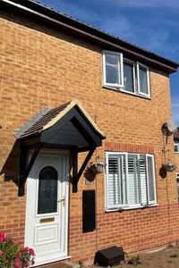 End terrace house to rent in Braemar Close, Carterton OX18