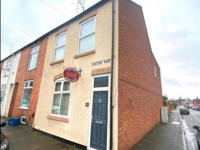 End terrace house to rent in Junction Road, Northampton NN2