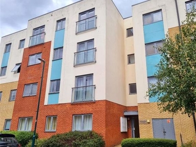 Flat to rent in Admiral Drive, Stevenage SG1