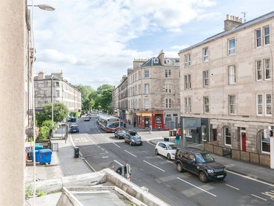 Flat to rent in Brougham Street, Tollcross, Edinburgh EH3