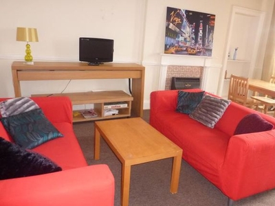 Flat to rent in Grove Street, Edinburgh EH3