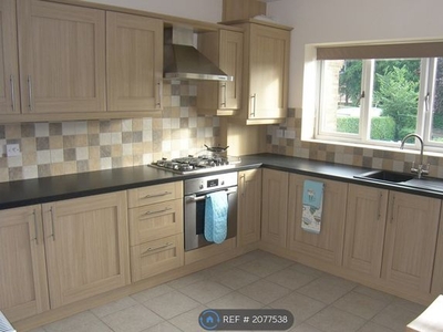 Flat to rent in Moorgate Walk, Rotherham S60