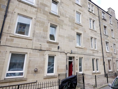 Flat to rent in Orwell Place, Dalry, Edinburgh EH11