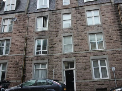 Flat to rent in Raeburn Place, Aberdeen AB25