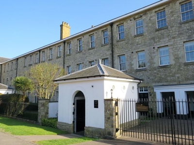 Flat to rent in St. Andrews Park, Tarragon Road, Maidstone ME16