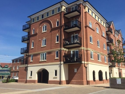 Flat to rent in St. Oswalds Hospital, Upper Tything, Worcester WR1