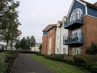 Flat to rent in The Lakes, Larkfield, Aylesford ME20