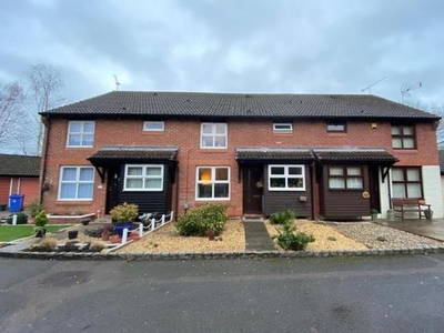 Property to rent in Hedgerley Court, Horsell, Woking GU21