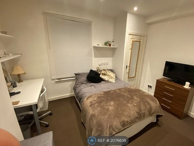 Room to rent in Royal Park Road, Leeds LS6