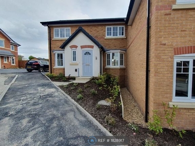 Semi-detached house to rent in Middlewich Close, Horwich, Bolton BL6