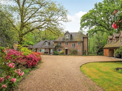 Straight Mile, Ampfield, Romsey, Hampshire, SO51 6 bedroom house in Ampfield