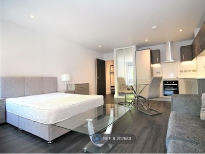 Studio to rent in Aria Apartments, Leicester LE1