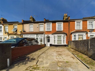 Terraced house for sale in Empress Avenue, Cranbrook, Ilford IG1