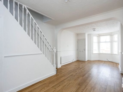 Terraced house to rent in Beaconsfield Road, Chatham ME4