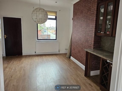 End terrace house to rent in Castleford Road, Normanton WF6