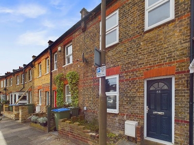 Terraced house to rent in Green Lane, London, Greater London SE9