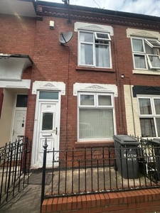 Terraced house to rent in Rendell Road, Leicester LE4