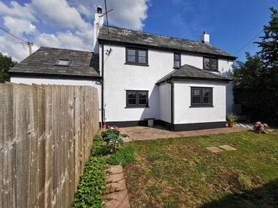 Terraced house to rent in Usk, Monmouthshire NP15