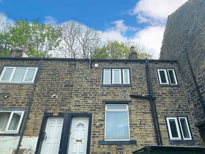 Terraced house to rent in White Birch Terrace, Halifax HX3