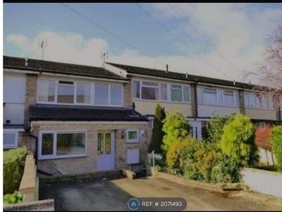 Terraced house to rent in Woodhill Rise, Calne SN11