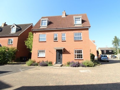 Town house to rent in Wagtail Drive, Bury St. Edmunds IP32