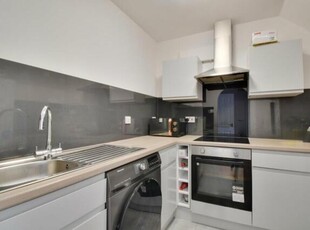1 Bedroom Apartment For Rent In Watford, Hertfordshire