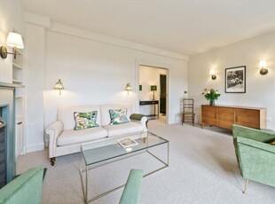 2 Bedroom Flat For Sale In London