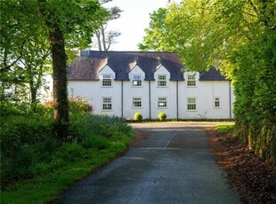 2 Bedroom Semi-detached House For Sale In Holyhead, Gwynedd