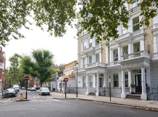 3 Bedroom Apartment For Sale In South Kensington