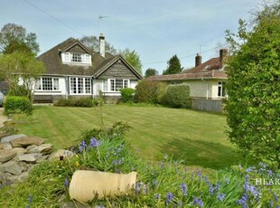 3 Bedroom Detached House For Sale In Sturminster Marshall